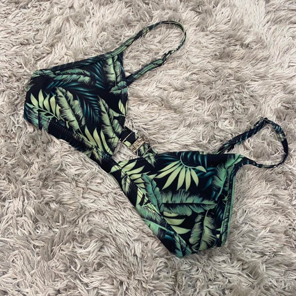 SWIM TOP